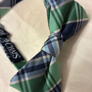 Chaps navy/green plaid kid bow tie (ages 5-7)